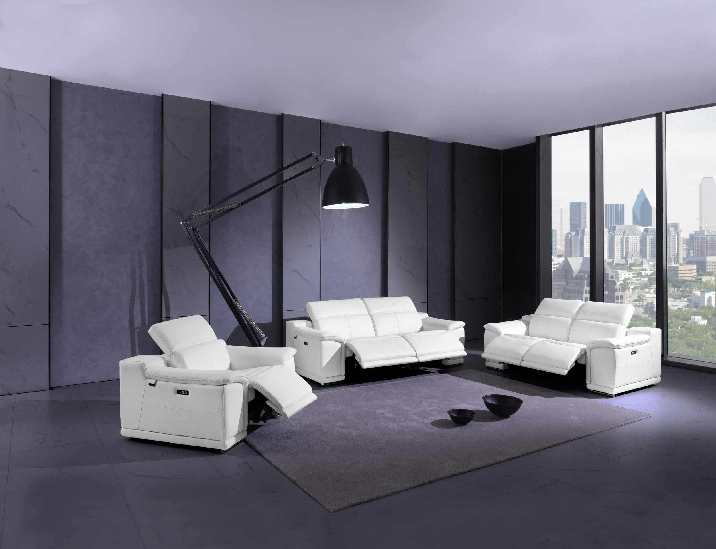 9762- Divianitalia White Power Reclining Sofa Set